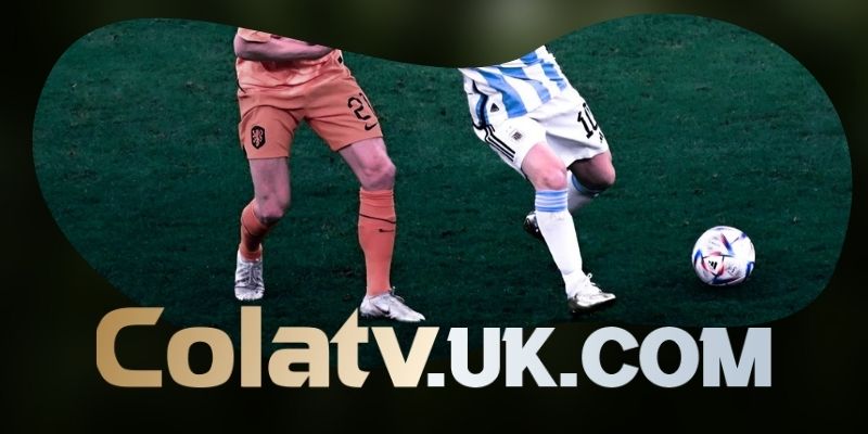 Đọc hòa derby qua cách thế trận tự khóa lại